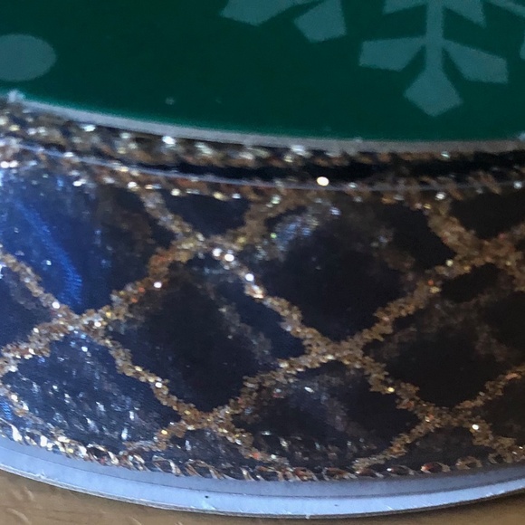 New Member's Mark blue holiday ribbon Alhambra pattern - Picture 1 of 3